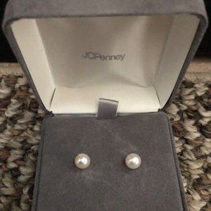JCPenney Pearl Earrings